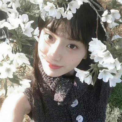不再托腮遐思